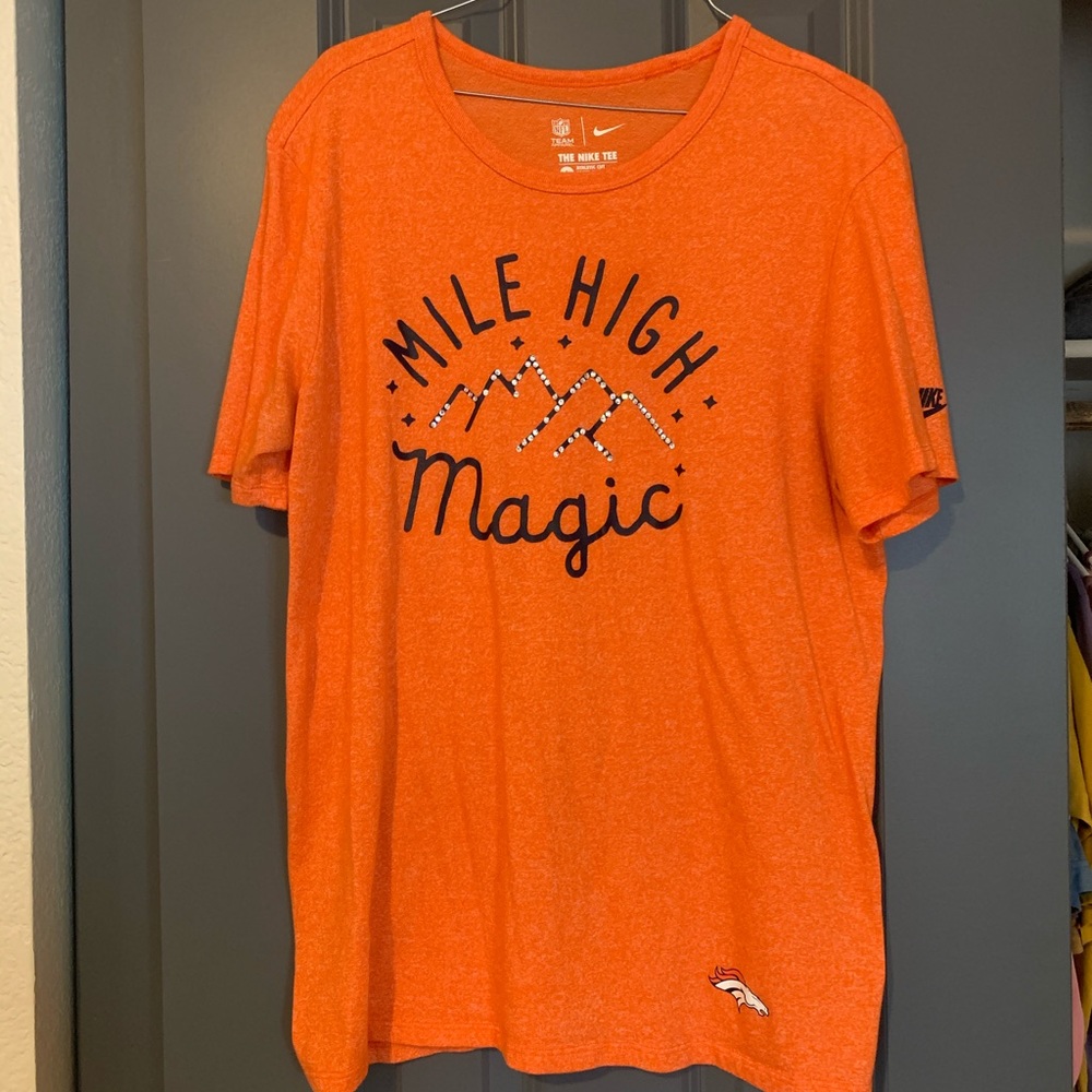 Bronco tee
